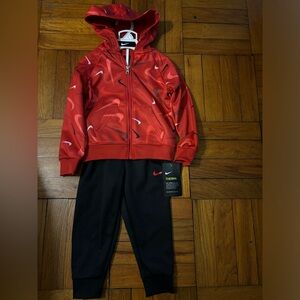 NIKE Toddler Set “NWT”